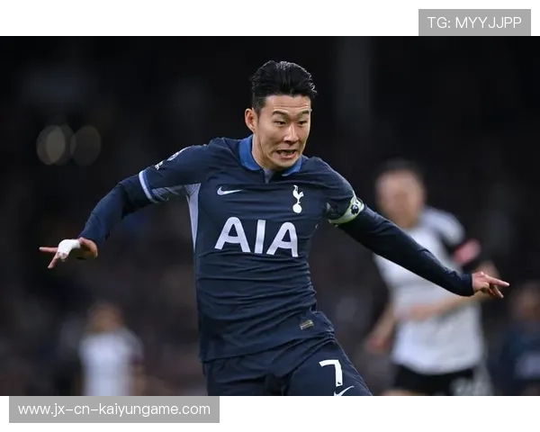 孙兴慜高速穿档过人后送出妙传，热刺攻势彻底引爆